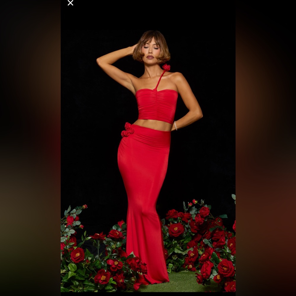 Rose detail double lined maxi skirt 🌹